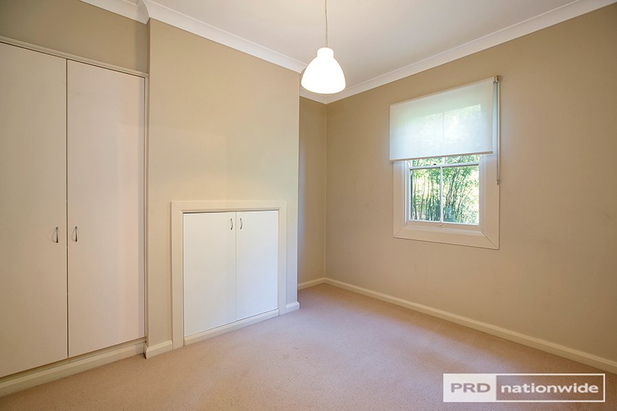34 Rawson Avenue TAMWORTH 9