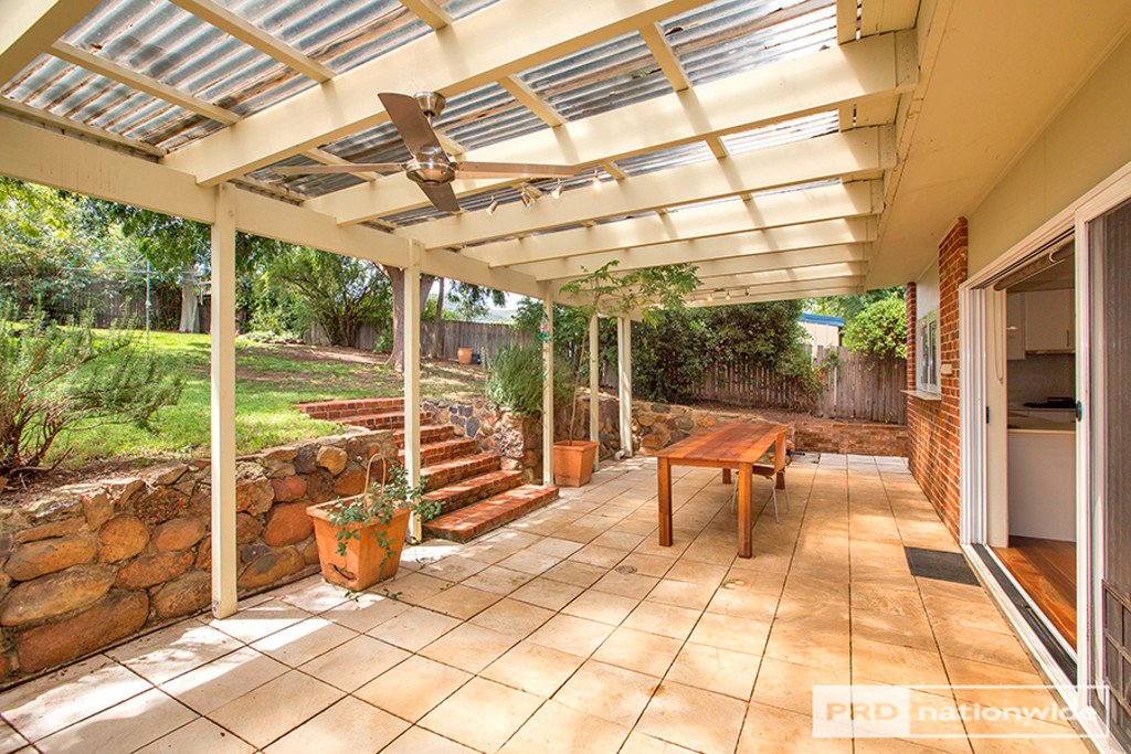 34 Rawson Avenue TAMWORTH 13
