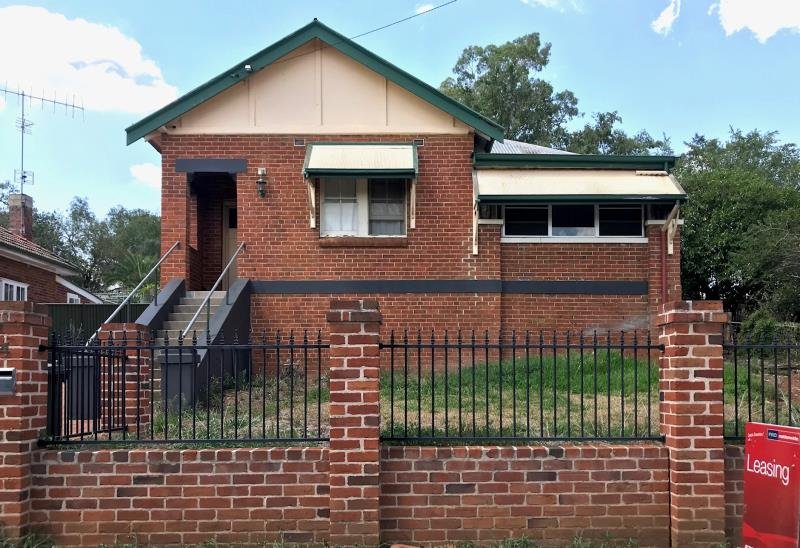 34 Rawson Avenue TAMWORTH 1