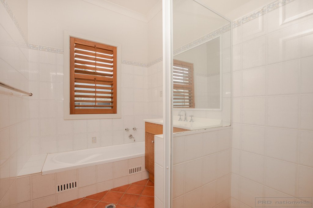 34 Raymond Terrace Road EAST MAITLAND 14