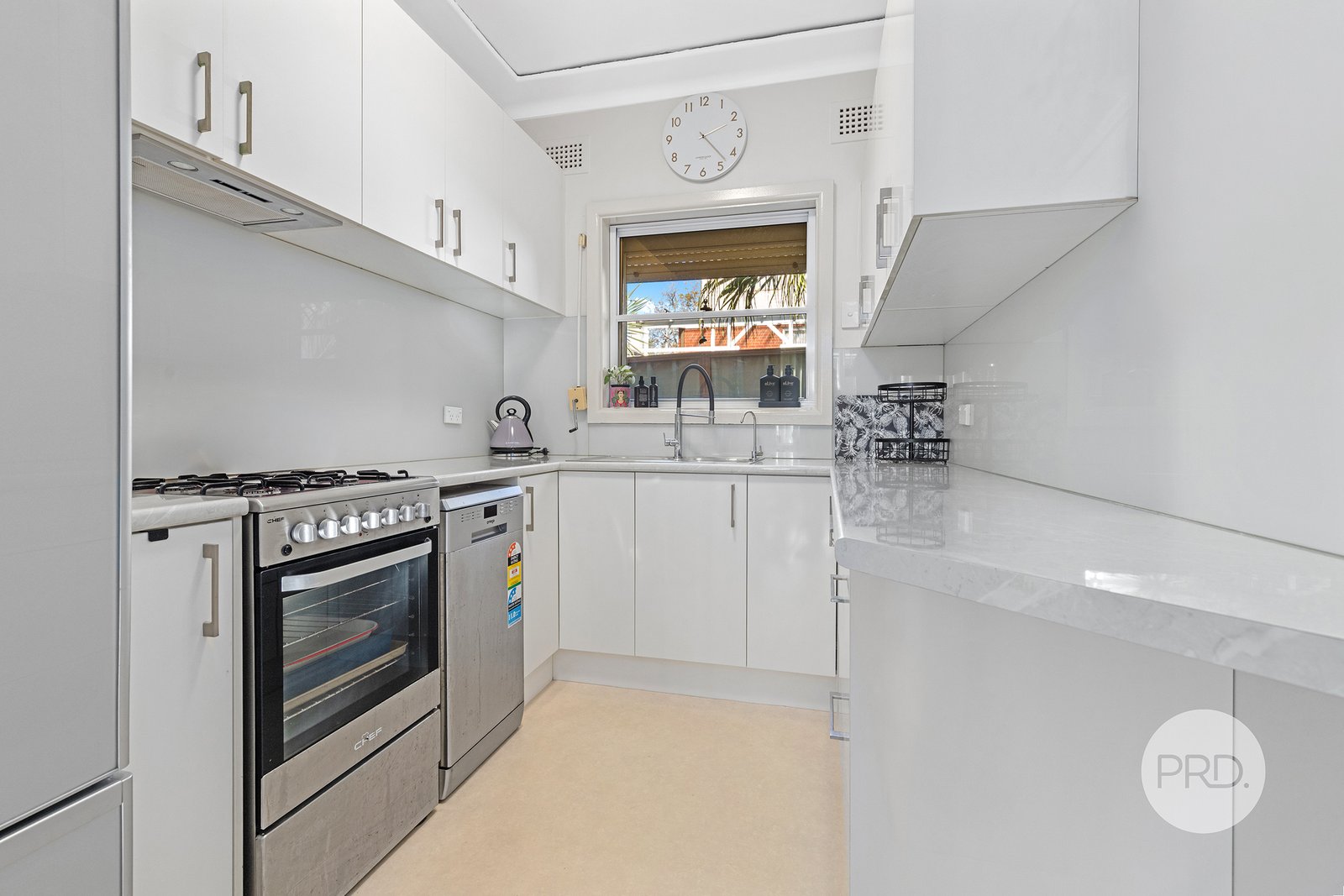 34 Renown Avenue OATLEY 4
