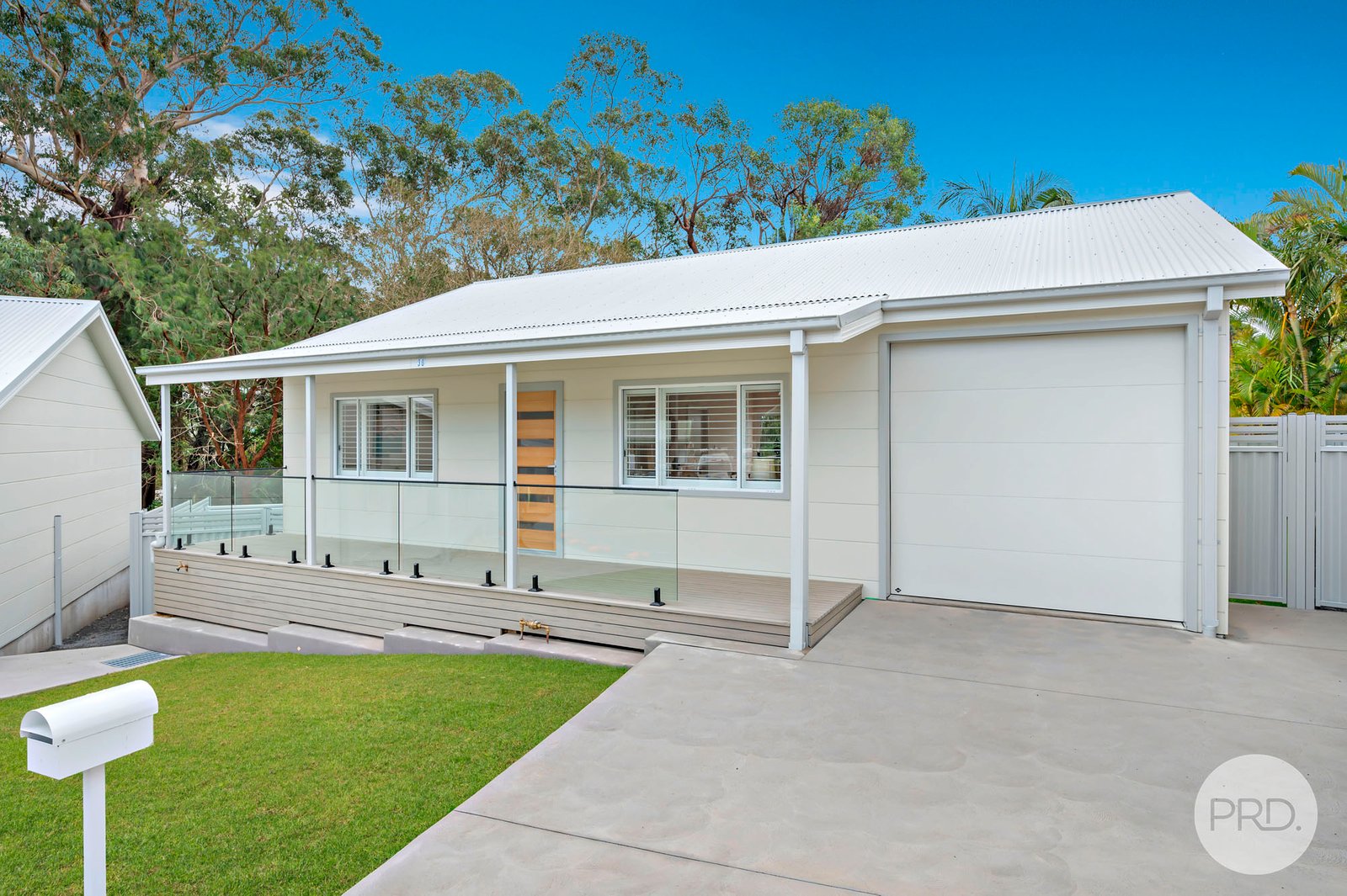 34 Ridgeview Drive,  SALAMANDER BAY 2