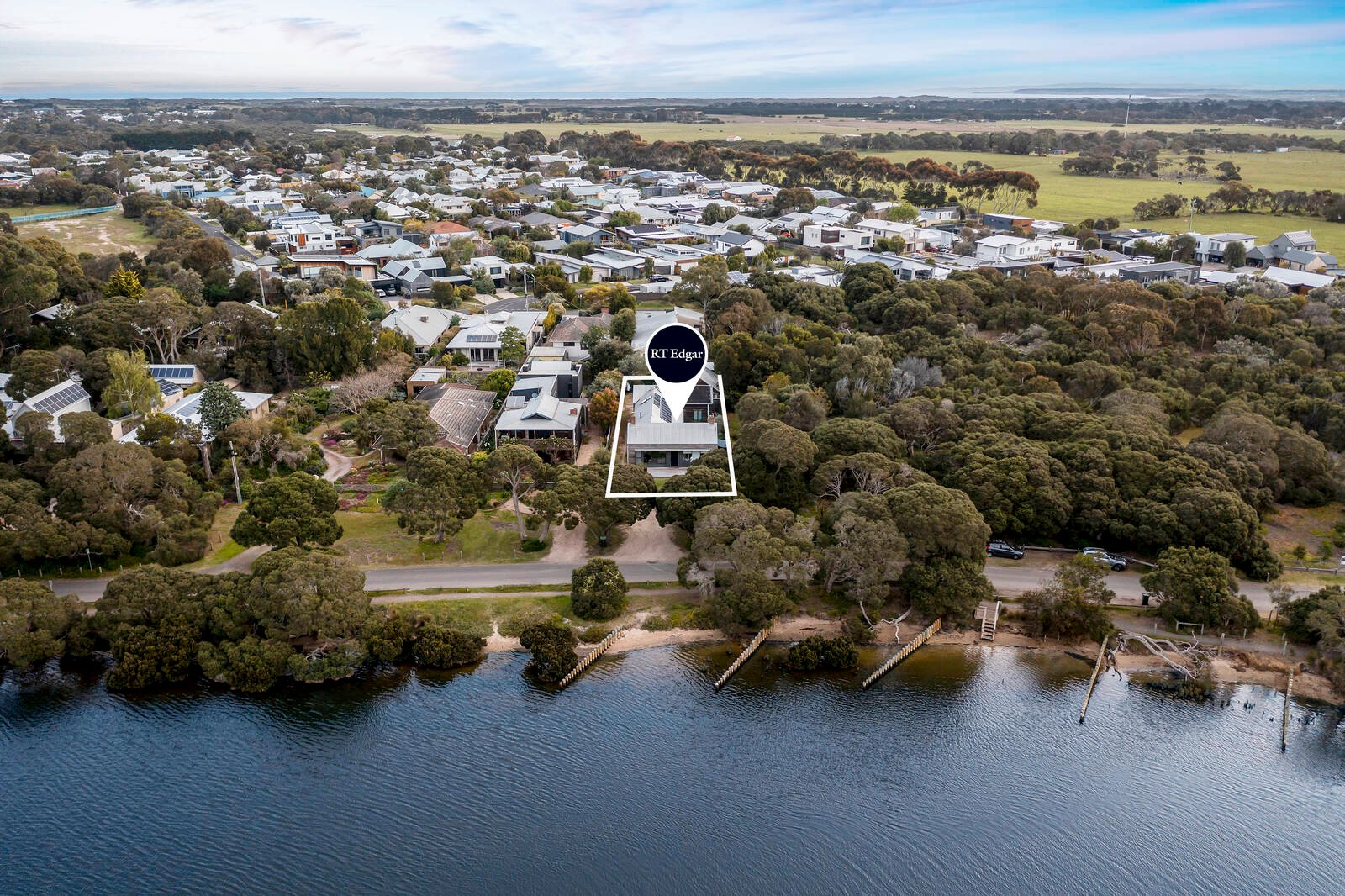 Real Estate and Property in 34 River Parade, Barwon Heads, VIC