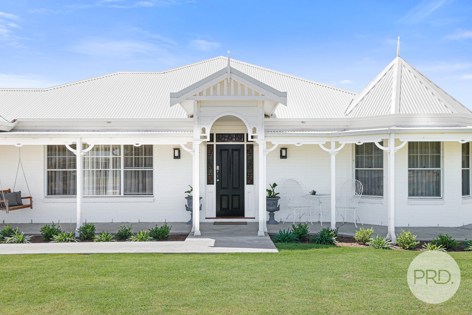 34 Rodeo Drive TAMWORTH 2