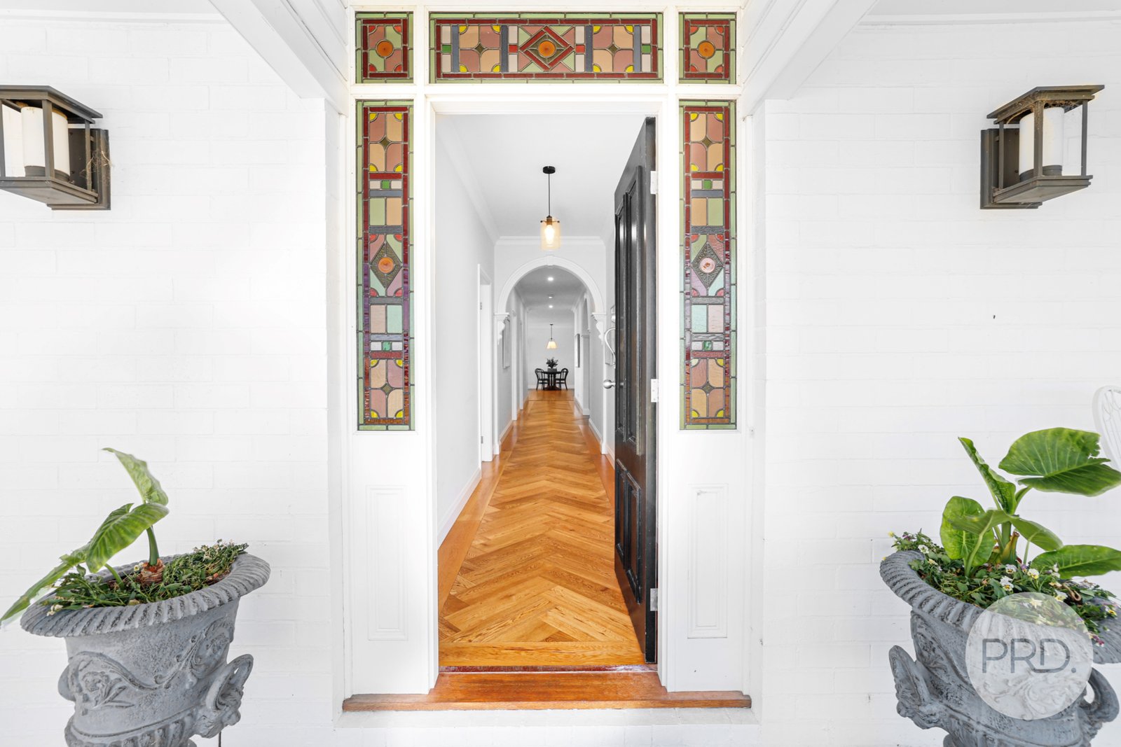 34 Rodeo Drive TAMWORTH 3