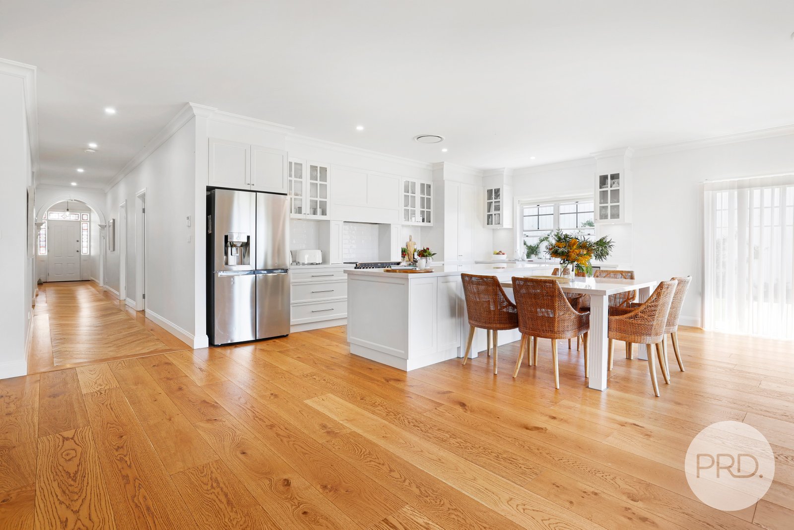 34 Rodeo Drive TAMWORTH 5