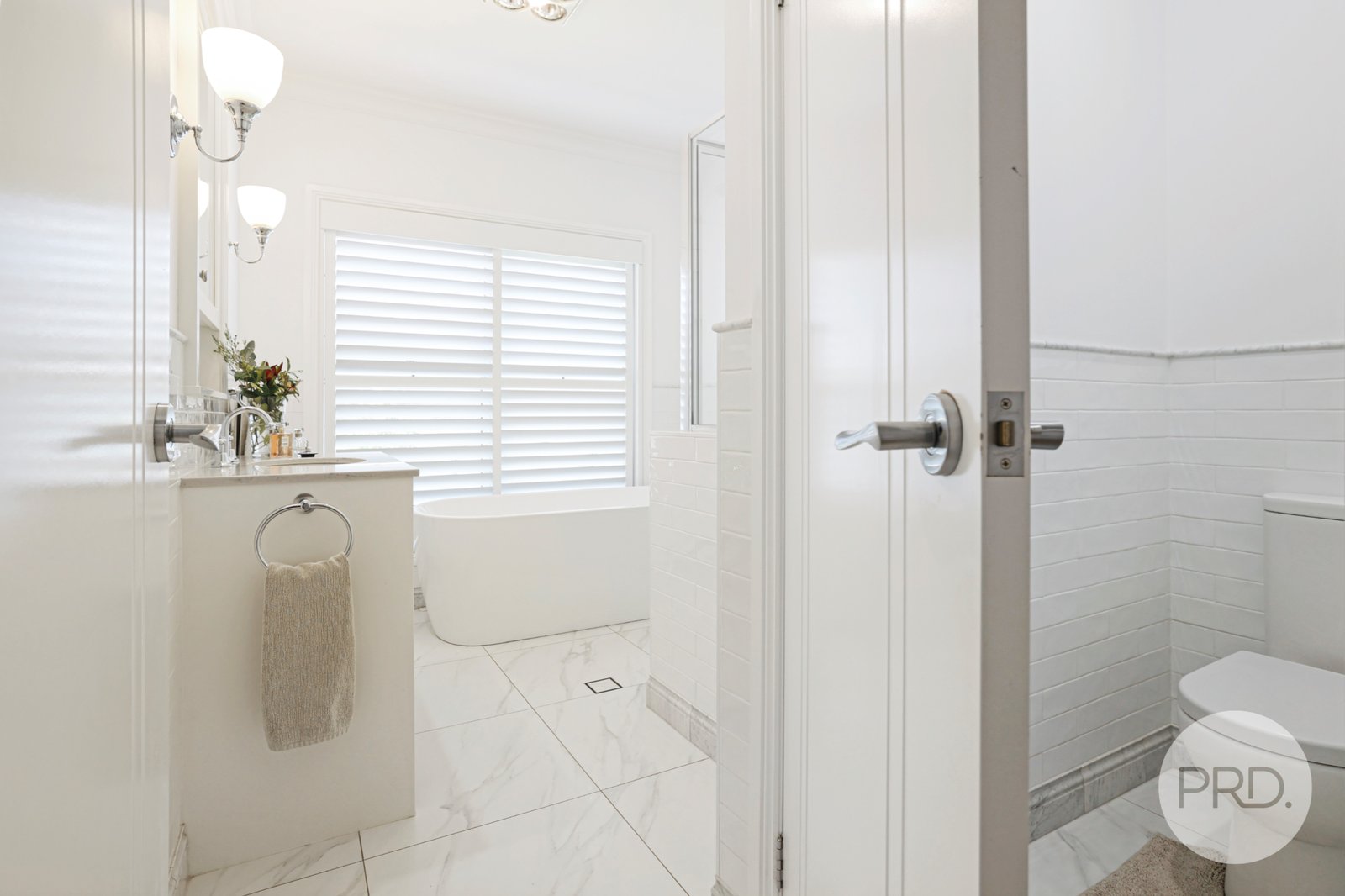 34 Rodeo Drive TAMWORTH 19