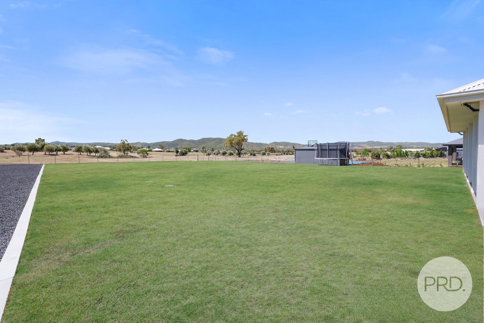 34 Rodeo Drive TAMWORTH 23