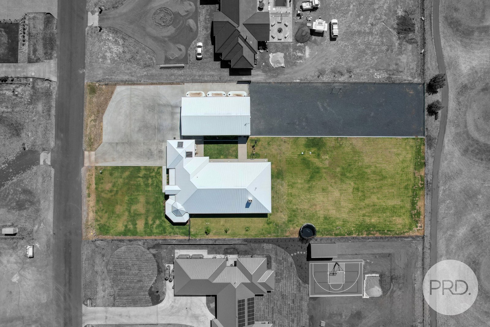 34 Rodeo Drive TAMWORTH 27