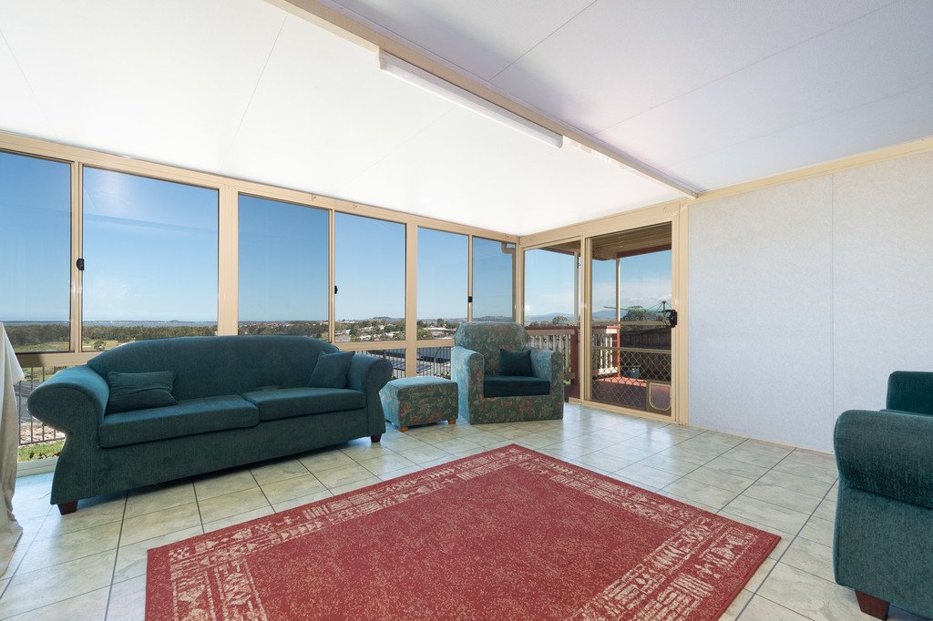 34 Sanderson Road KANAHOOKA 9