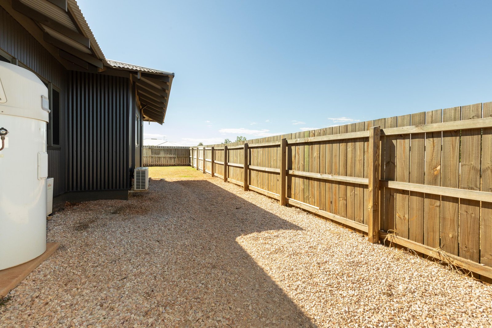 34 Sariago Terrace BILINGURR 11