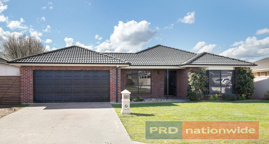34 Scarborough Crescent ALFREDTON 1