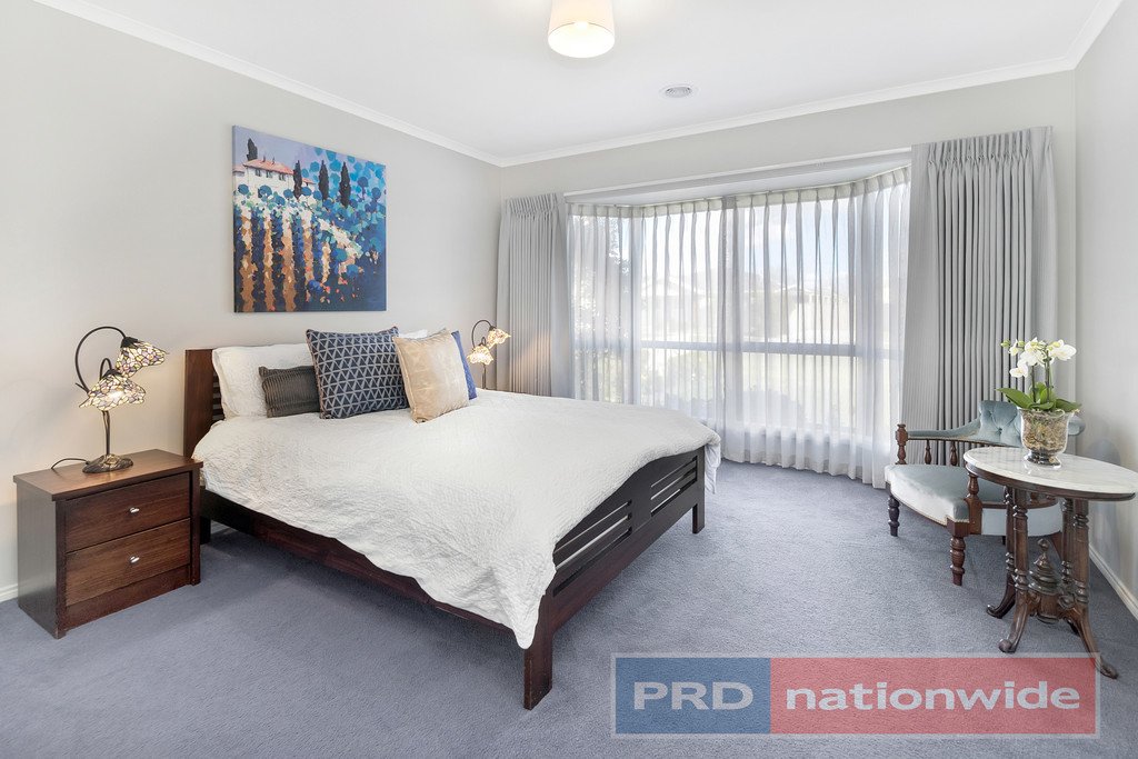 34 Scarborough Crescent ALFREDTON 2