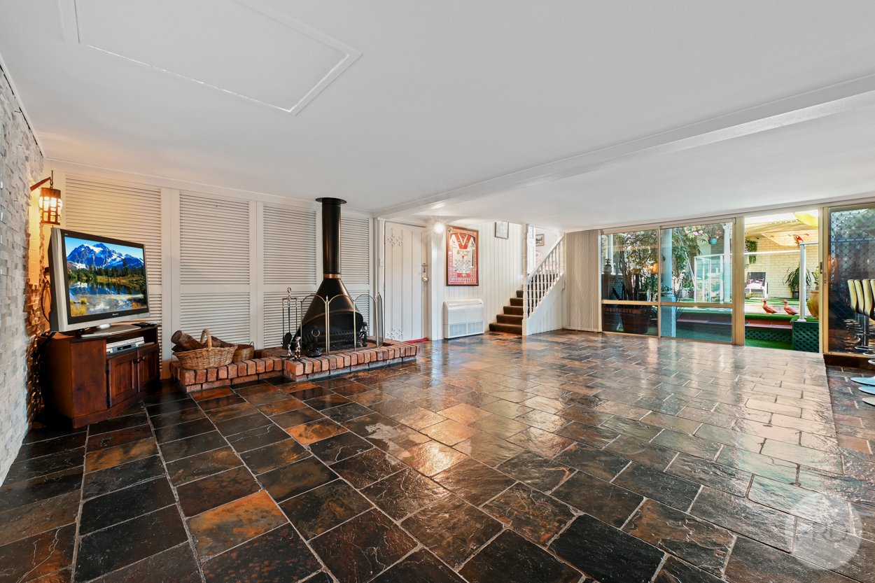 34 Seaforth Avenue OATLEY 8