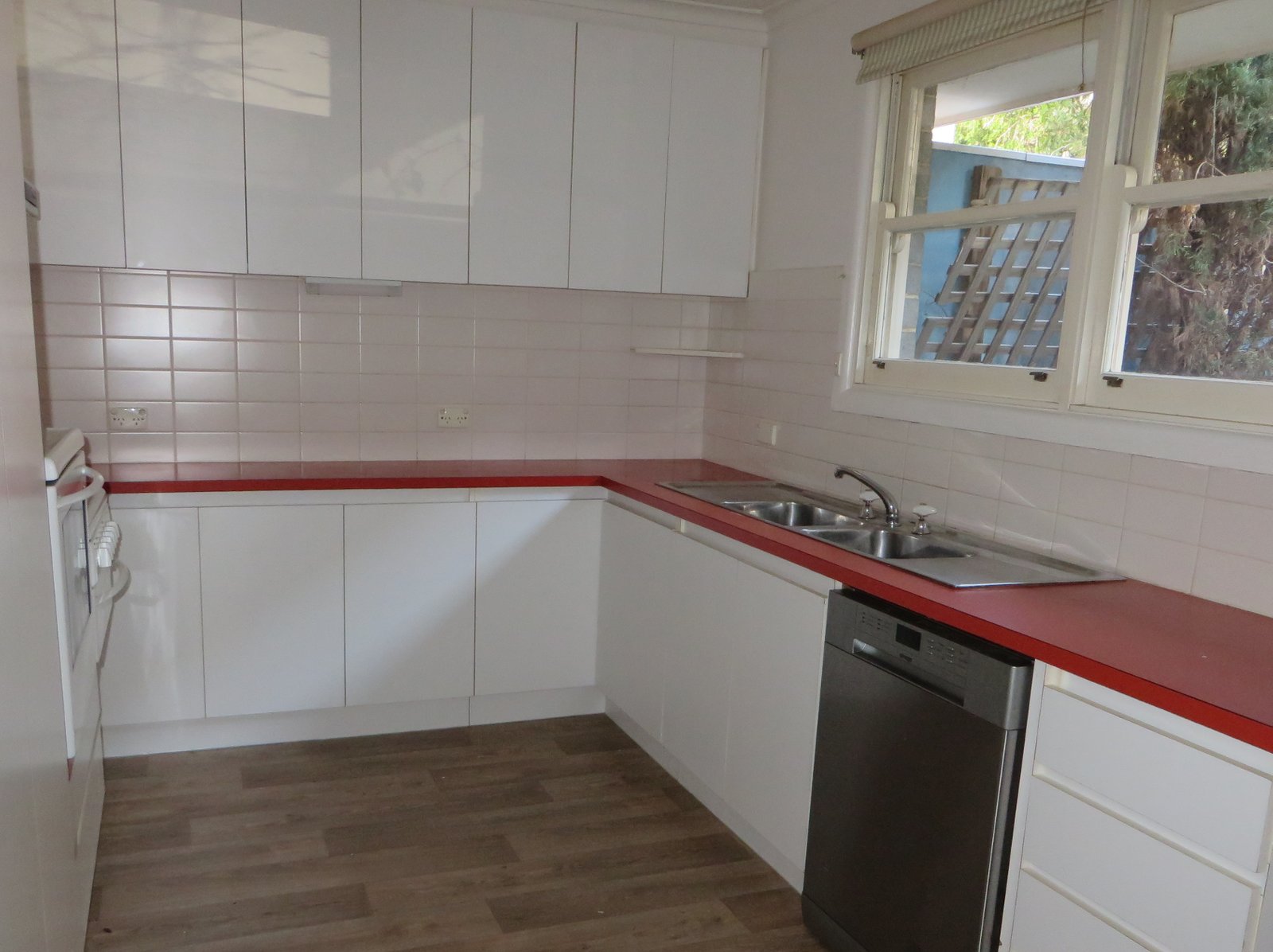 Gallery: 3/4 Seaview Avenue