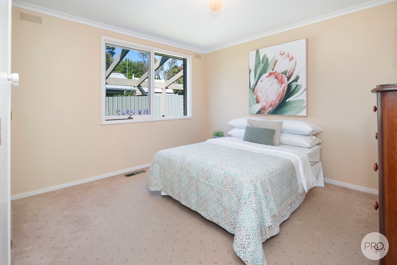 34 Service Street CLUNES 9