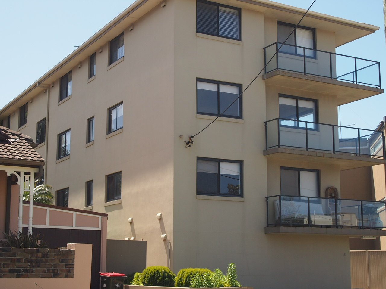 3/4 Severn Street MAROUBRA 2