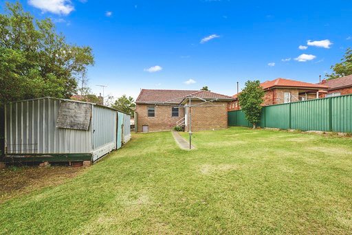 34 Simmons Road KINGSGROVE 6