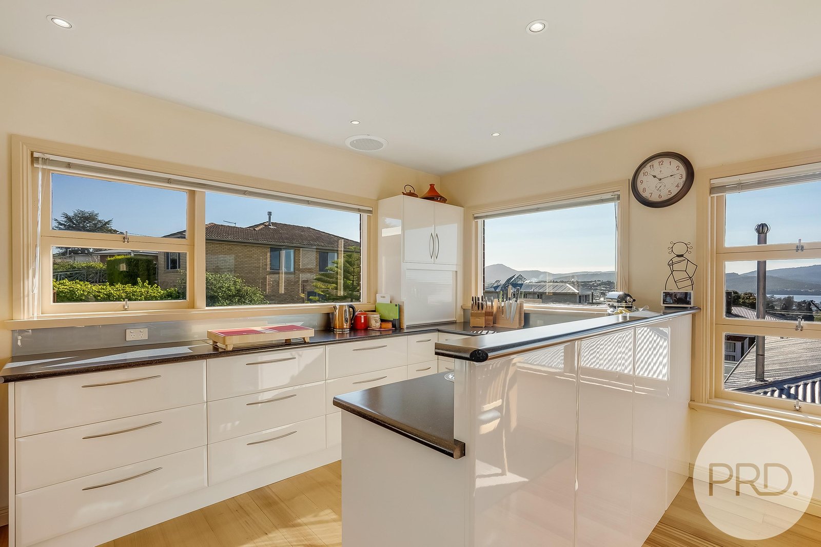 34 Sinclair Avenue MOONAH 10