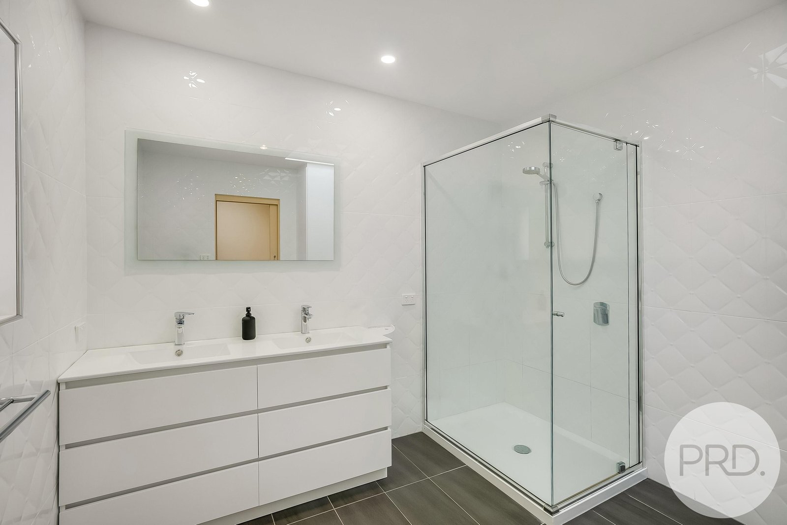 34 Sinclair Avenue MOONAH 13