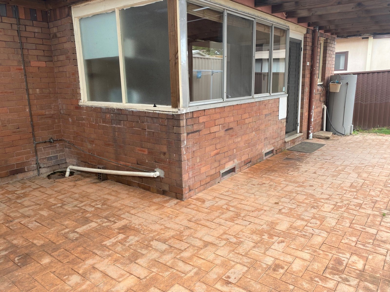 34 Somerset Street HURSTVILLE 9