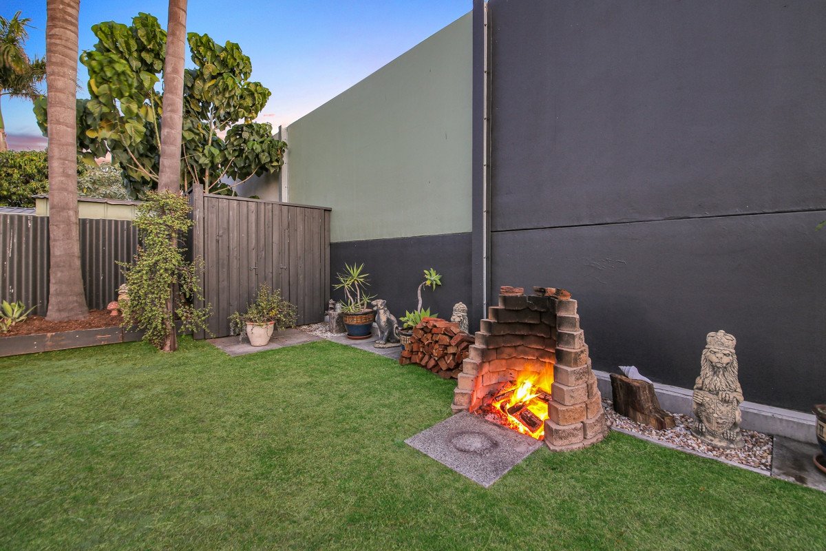 34 Spindle Street Palm Beach 19