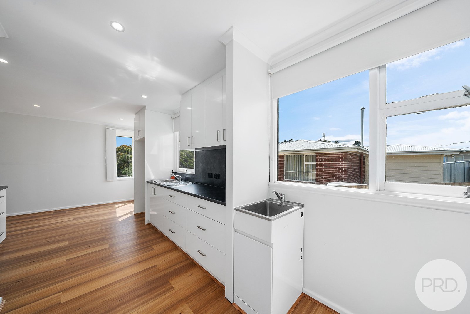 34 Spring Street CLAREMONT 7