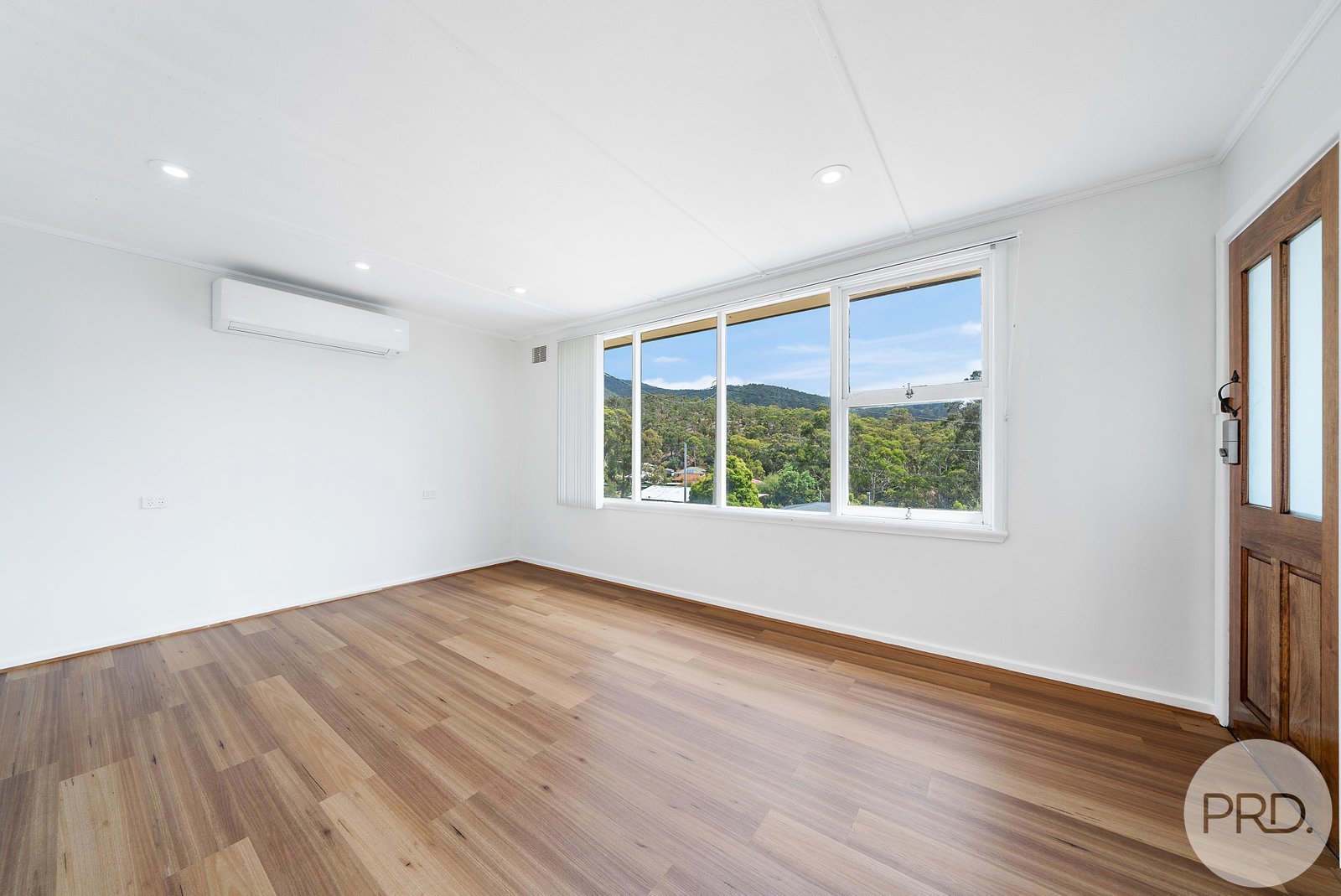 34 Spring Street CLAREMONT 8