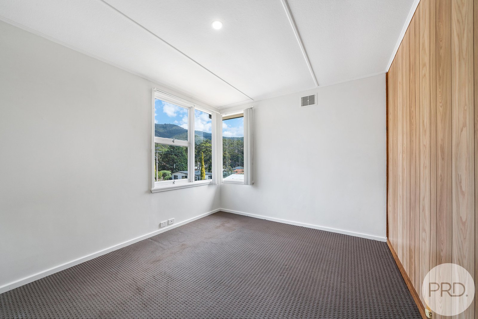 34 Spring Street CLAREMONT 10