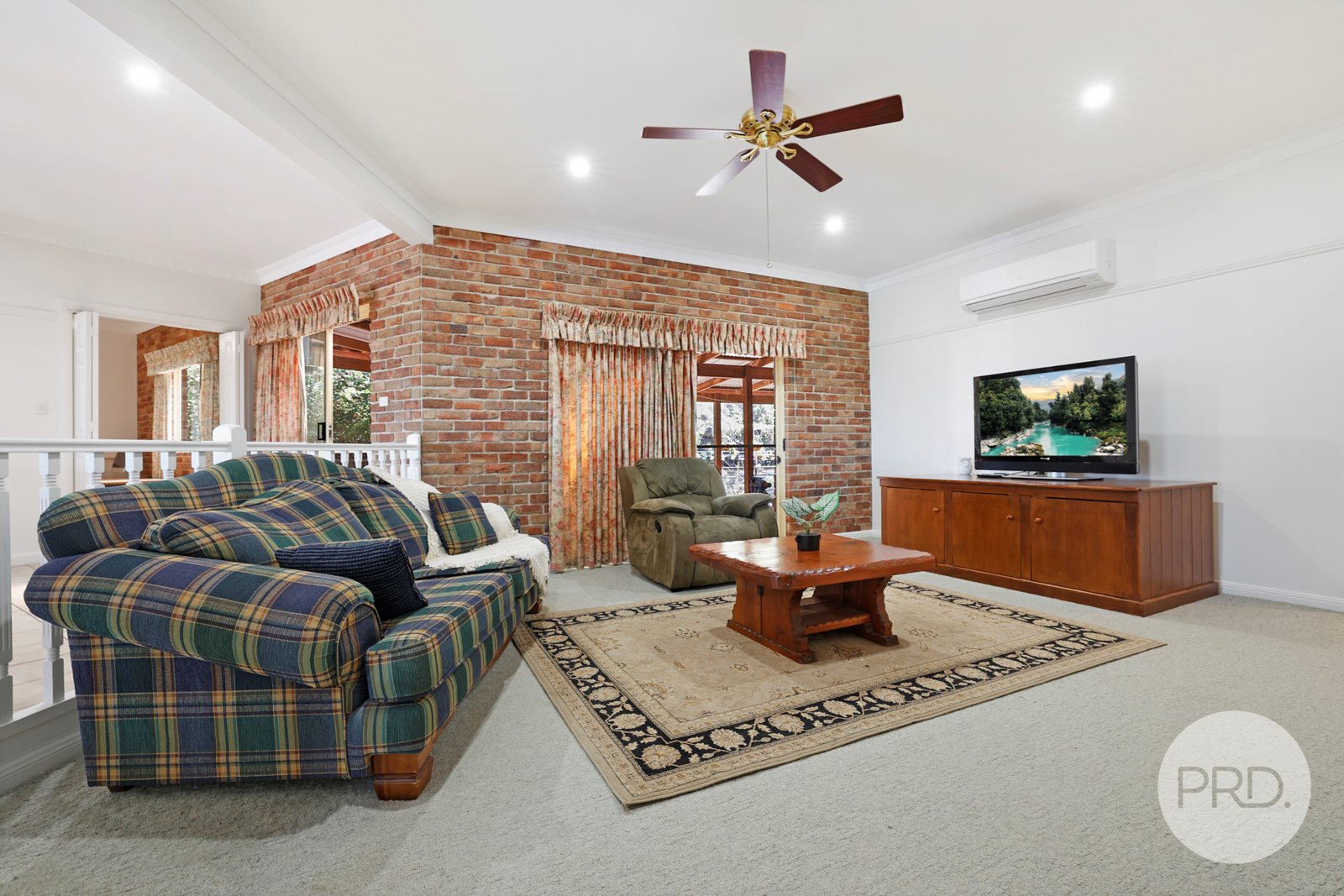 34 Stirling Road TAMWORTH 3