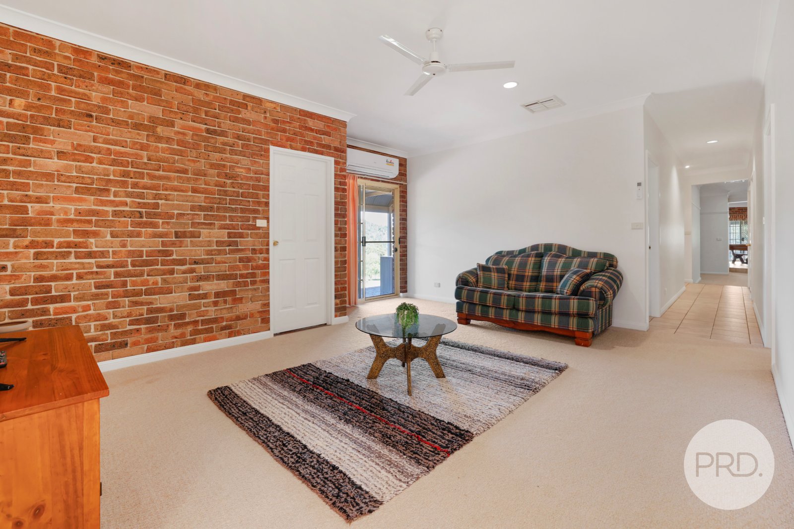 34 Stirling Road TAMWORTH 17