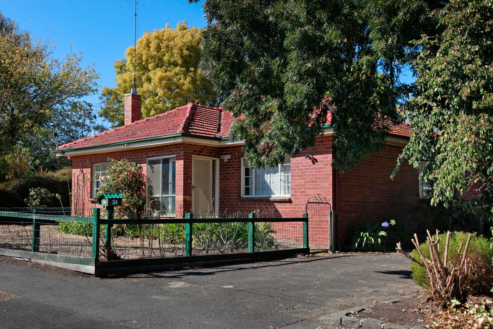 34 Sturt Street, RT Edgar