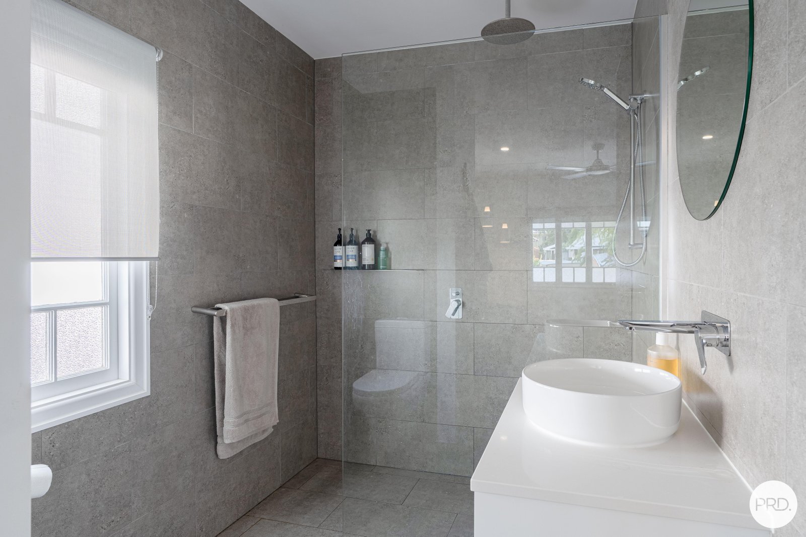 34 Sydney Street LABRADOR 14