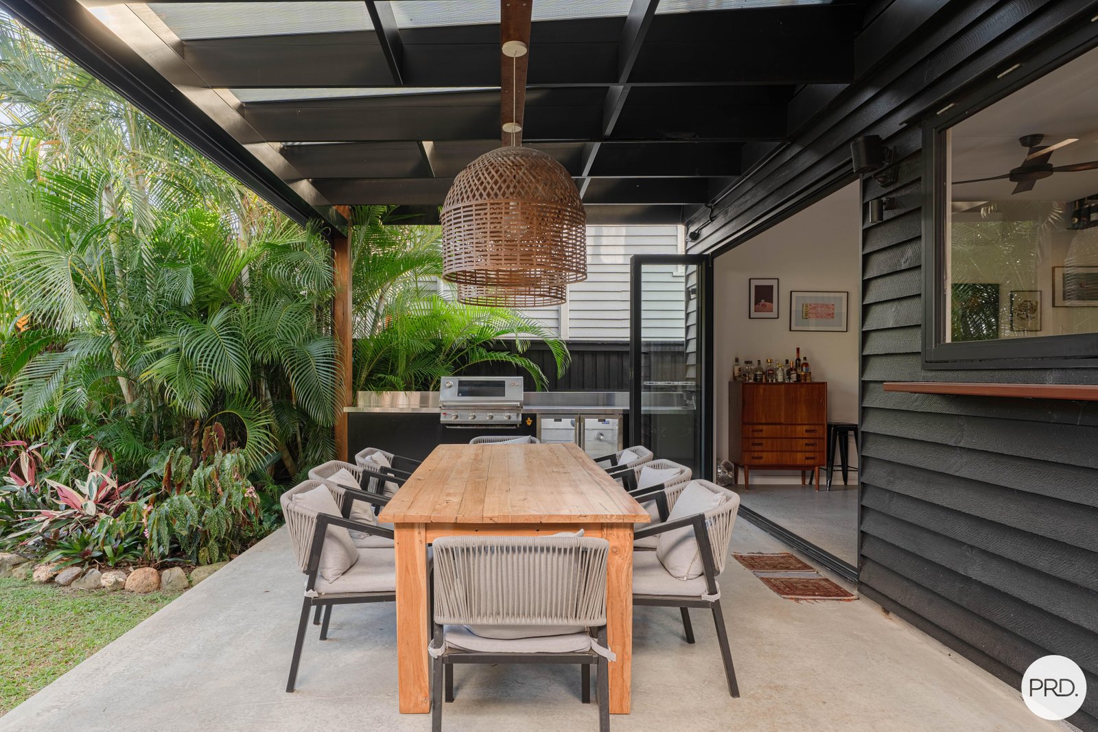 34 Sydney Street LABRADOR 26