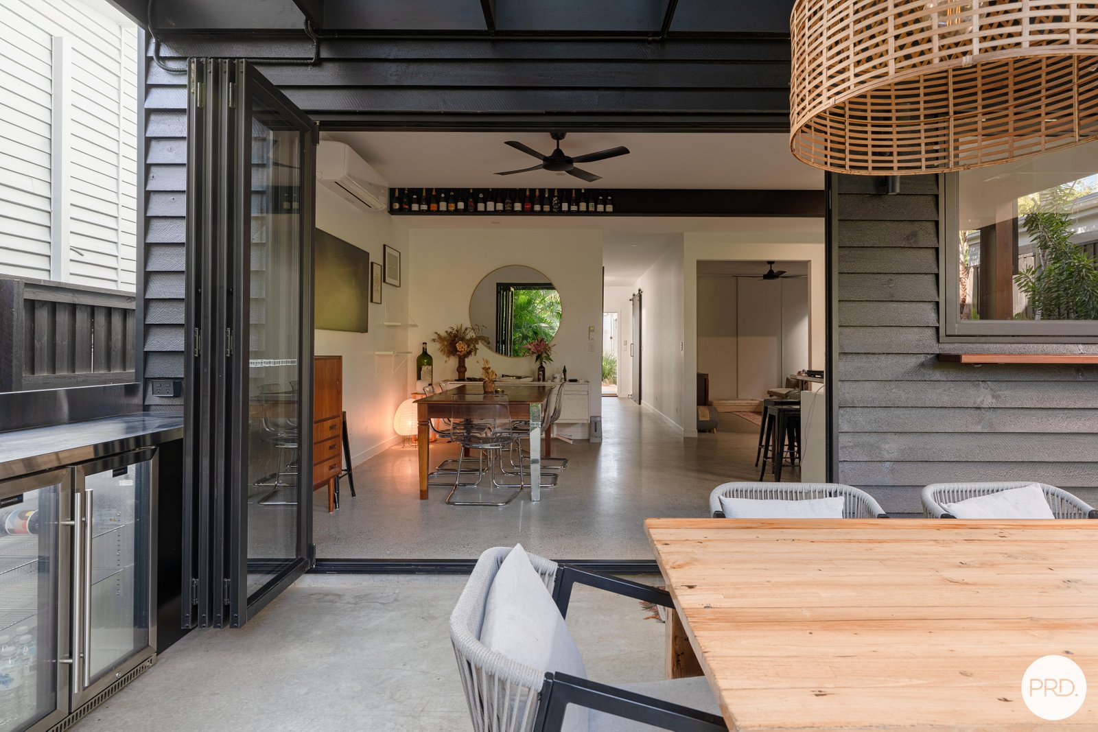 34 Sydney Street LABRADOR 27