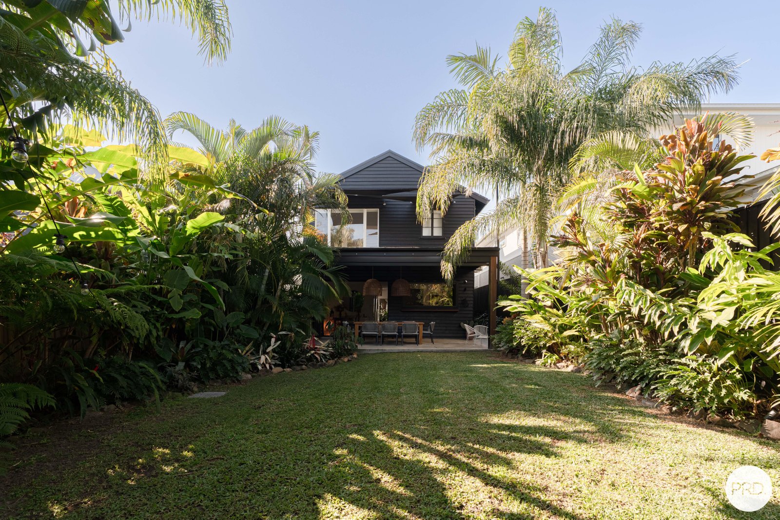 34 Sydney Street LABRADOR 28