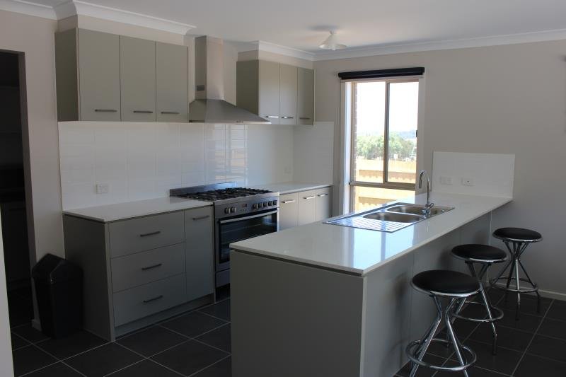 Gallery: 34 Tannin Way