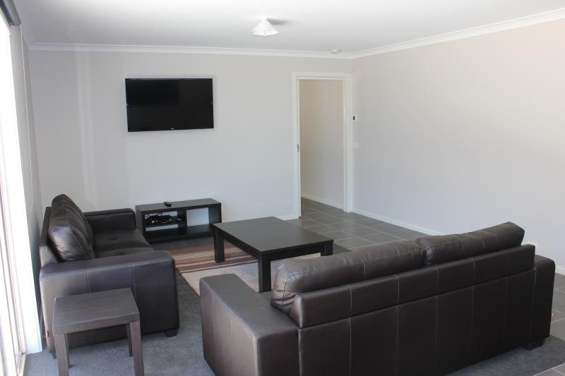 Gallery: 34 Tannin Way