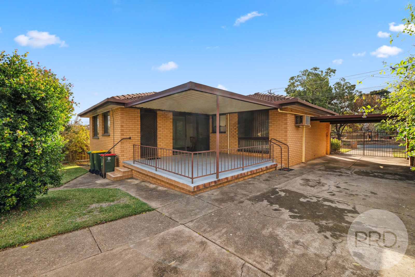 34 Temerloh Avenue TOLLAND 13