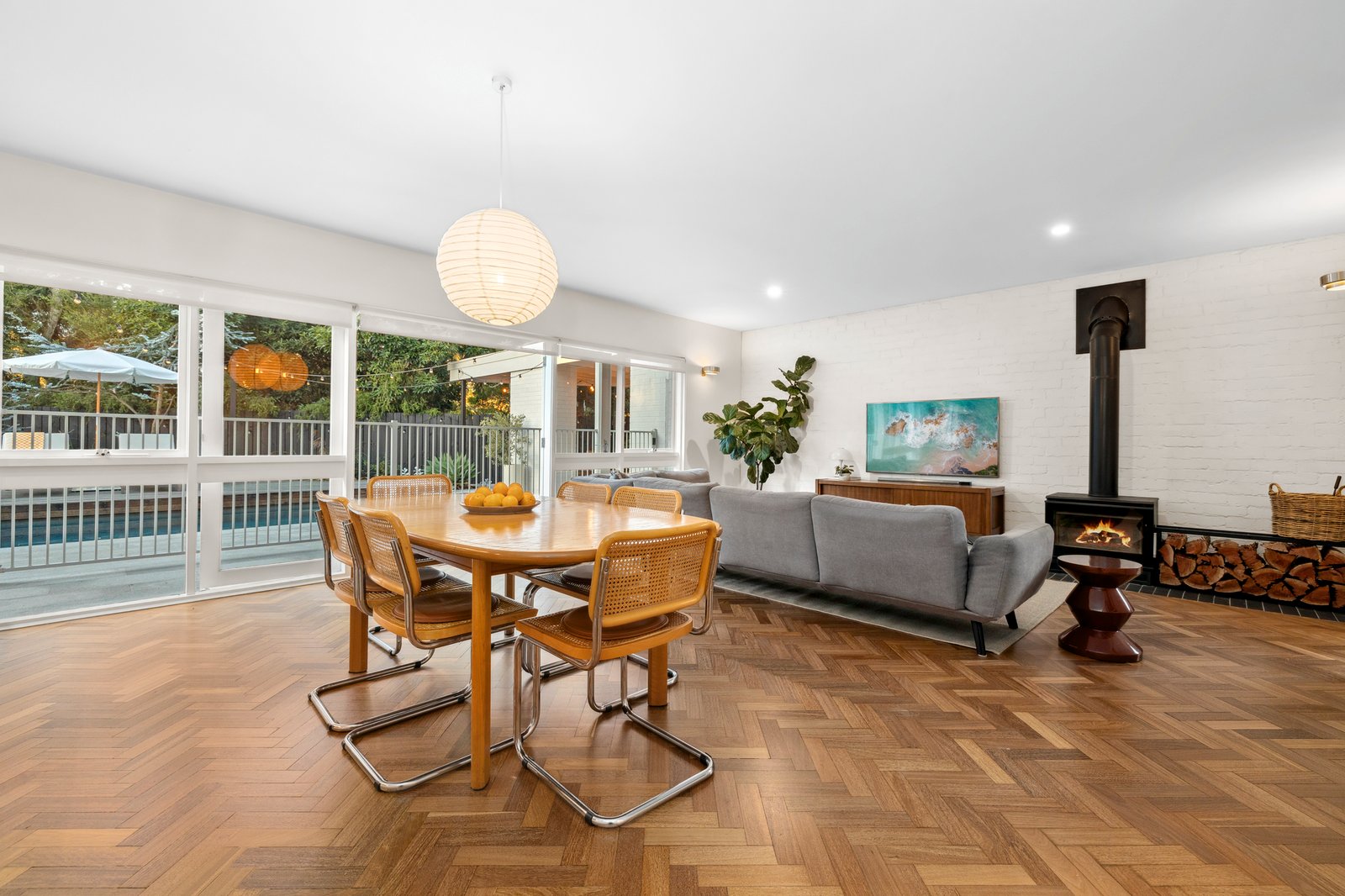 Gallery: 34 Terrigal Avenue