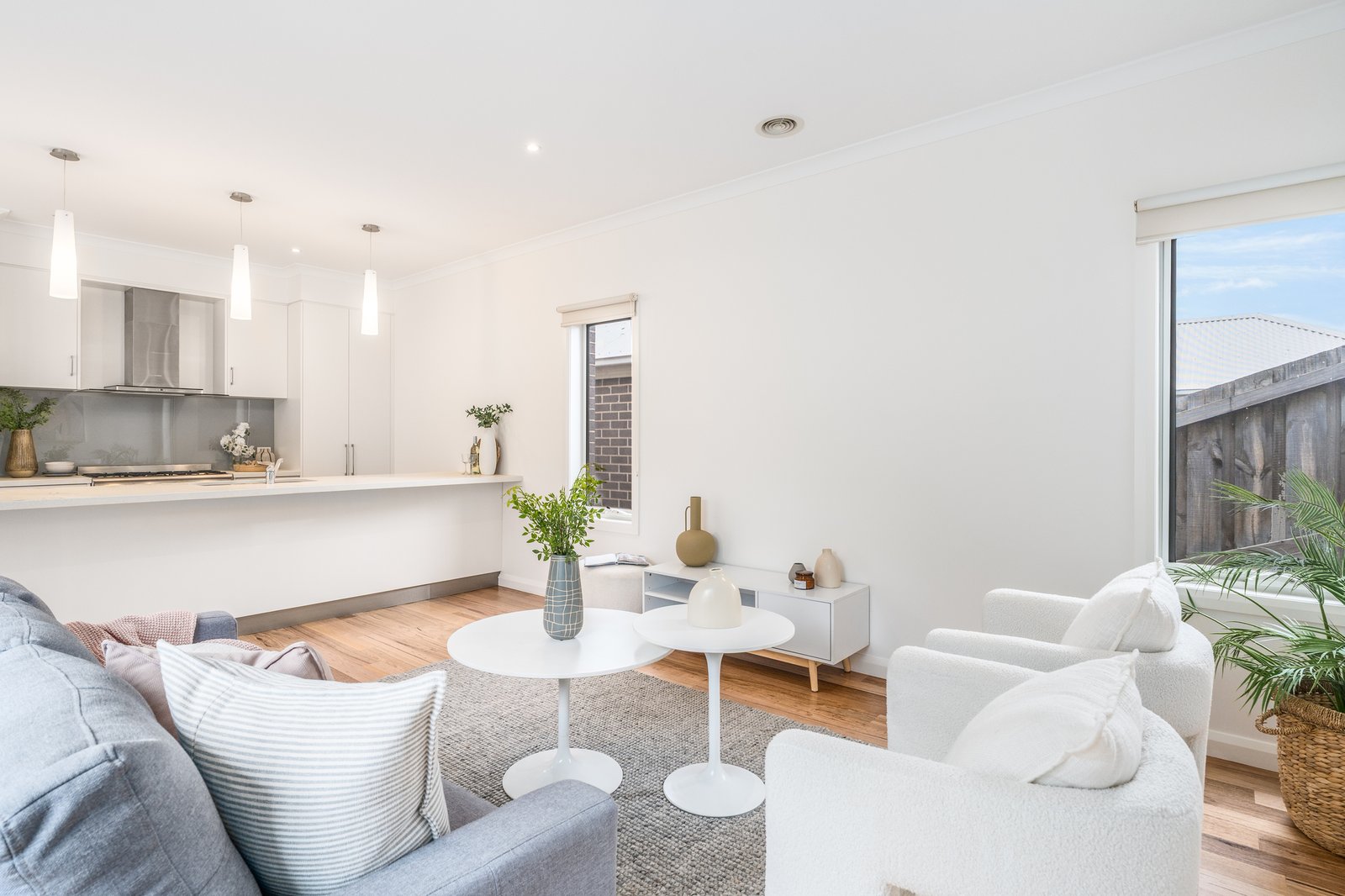Gallery: 3/4 The Avenue