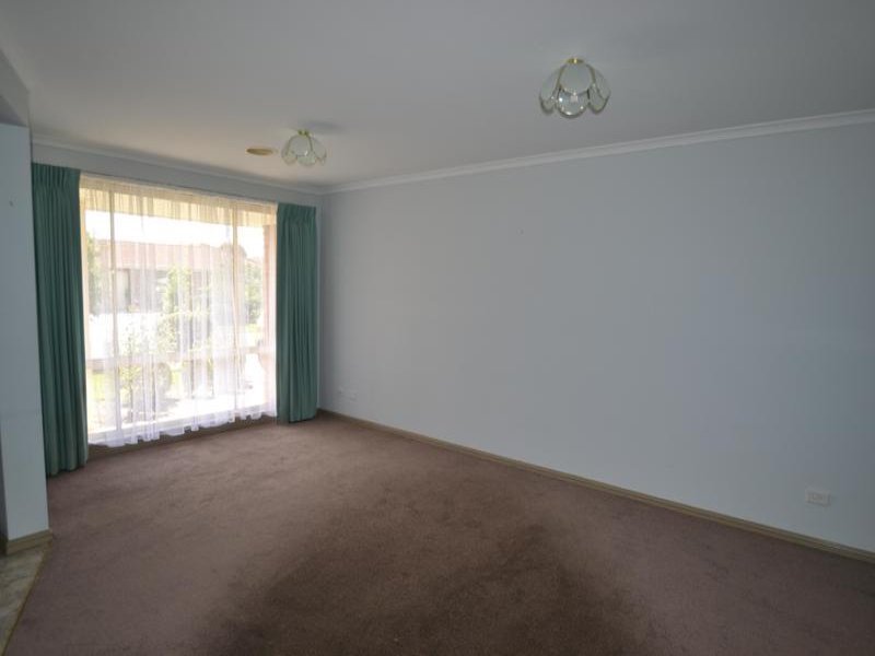 Gallery: 34 Thomas Place