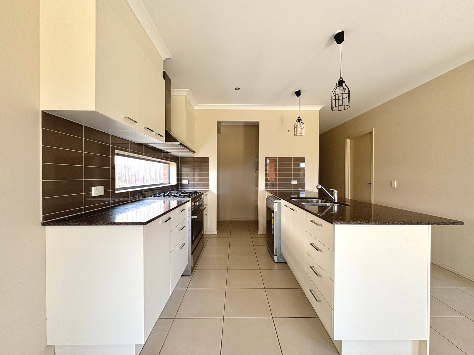 Gallery: 34 Tidal Street