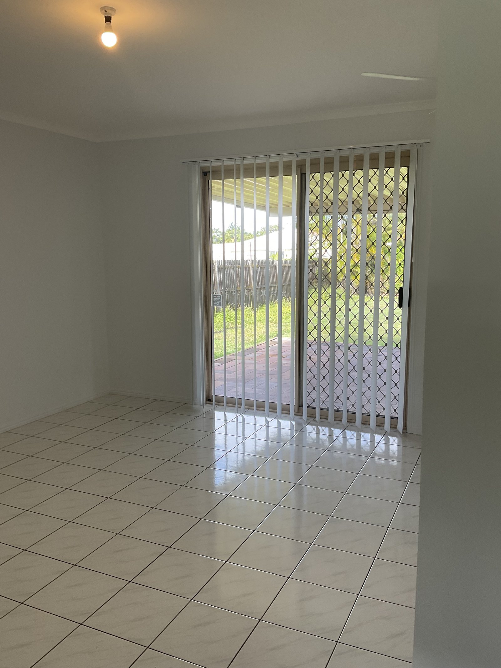 34 Tristania Crescent URANGAN 4