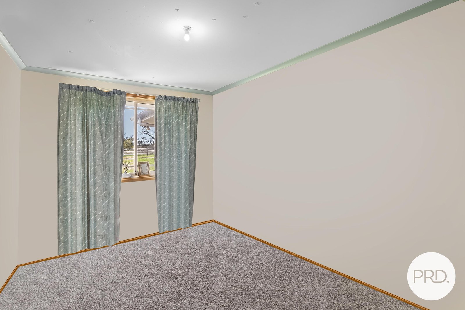 34 Valleyfield Drive SANDFORD 15