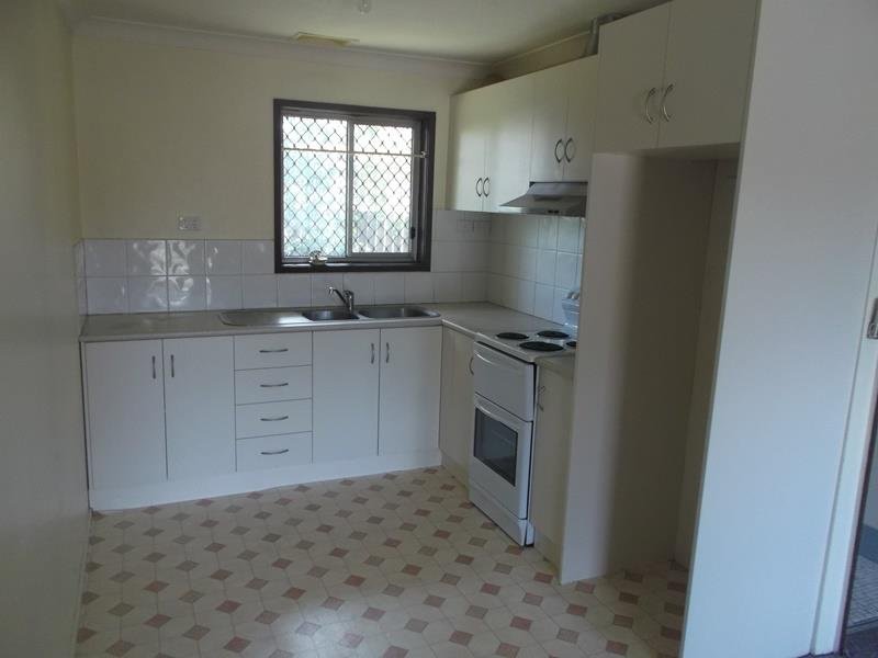 3/4 Veal Street ASHMONT 2
