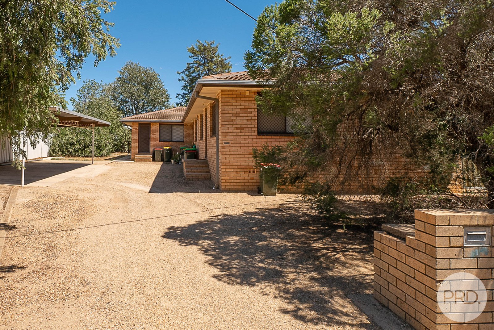 3/4 Veale Street ASHMONT 1