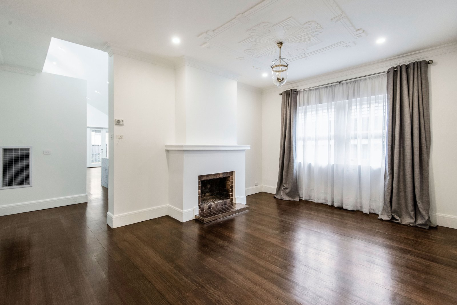 Gallery: 34 Victoria Street