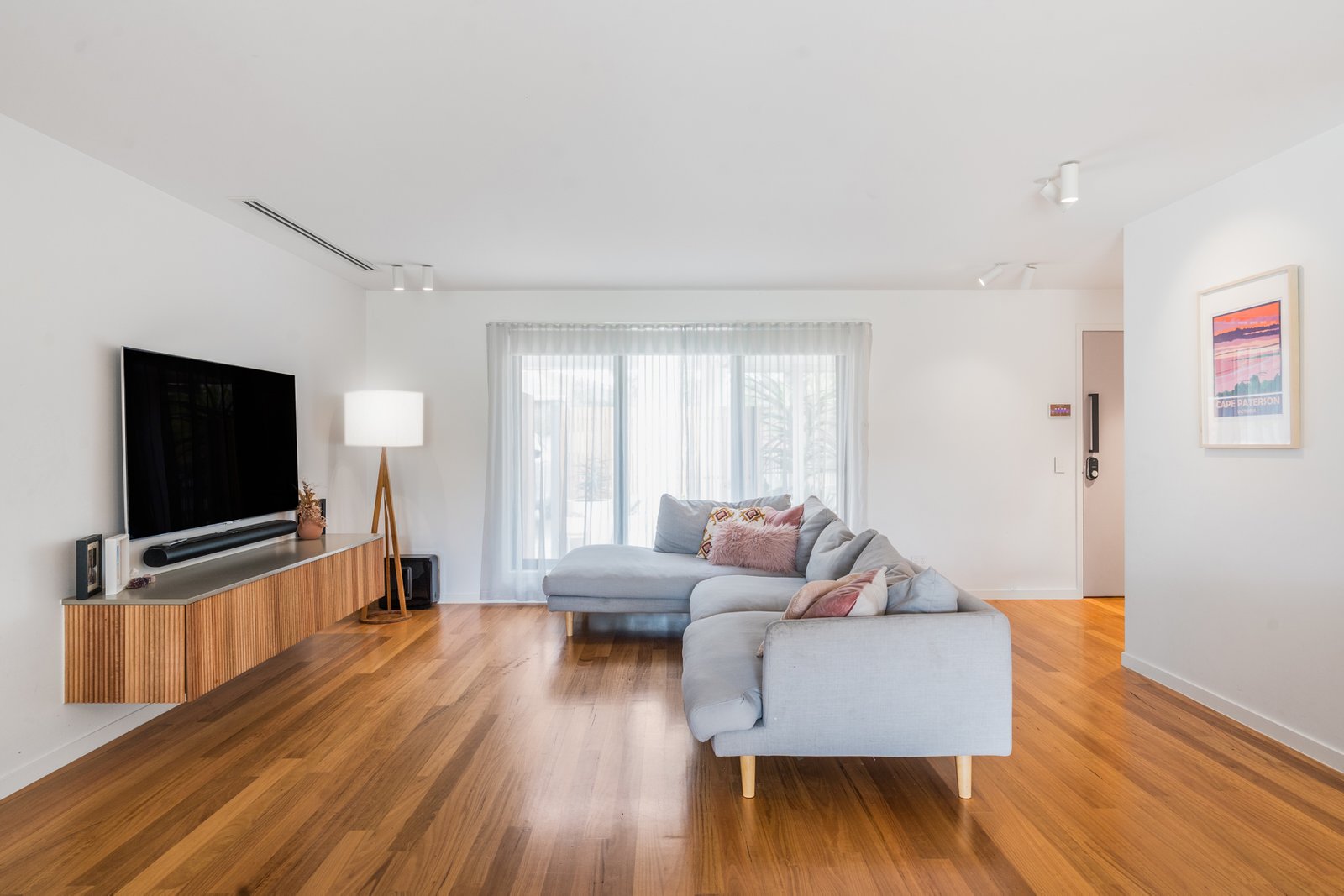 Gallery: 34 Walpole Avenue