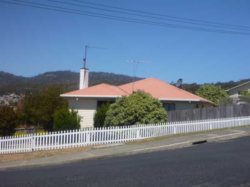 34 Waratah Road RISDON VALE 1